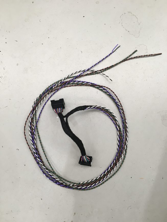 VF Commodore t-harness