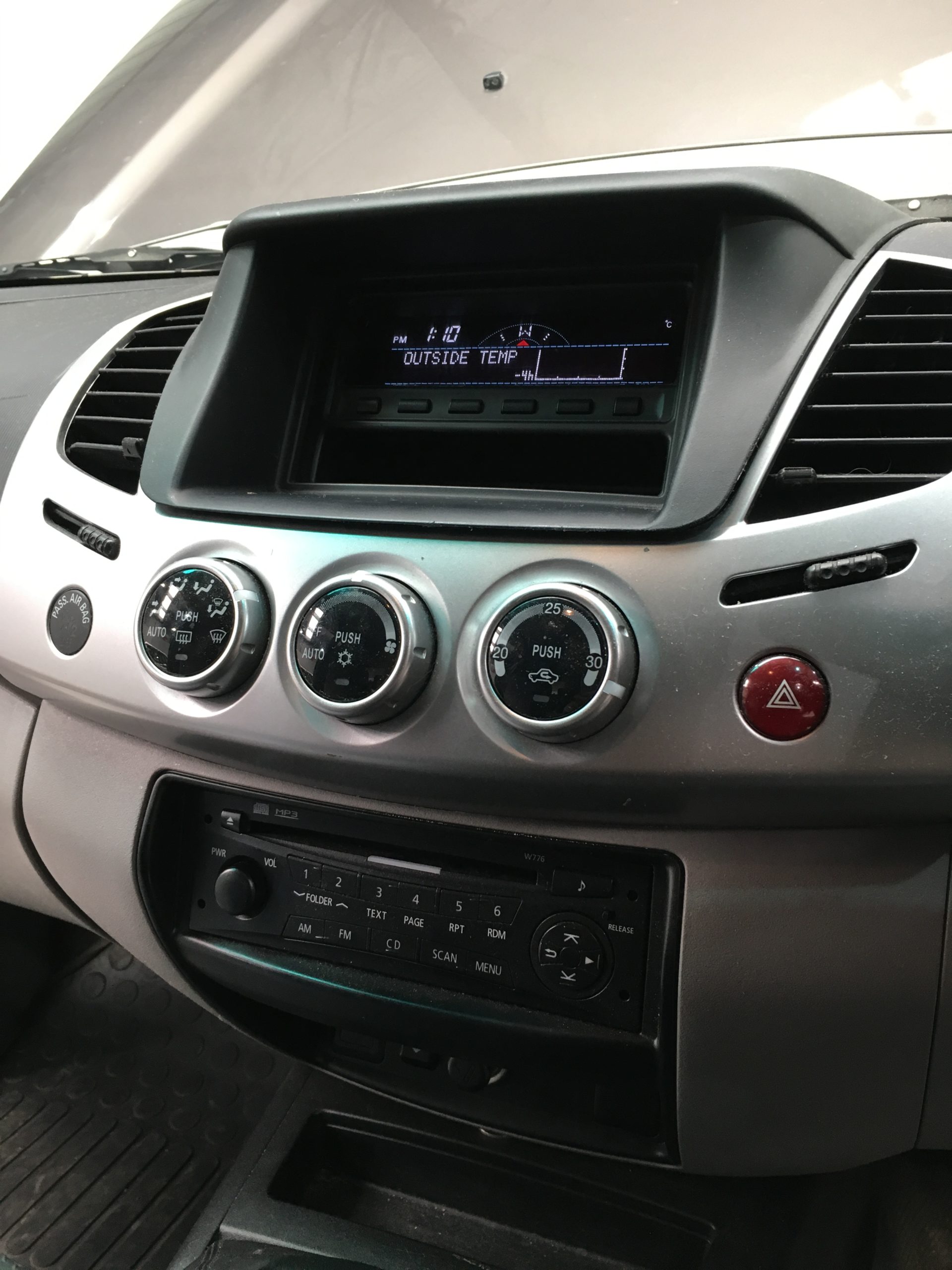 Triton Bluetooth Upgrade with CarPlay / Android Auto & Reverse Camera