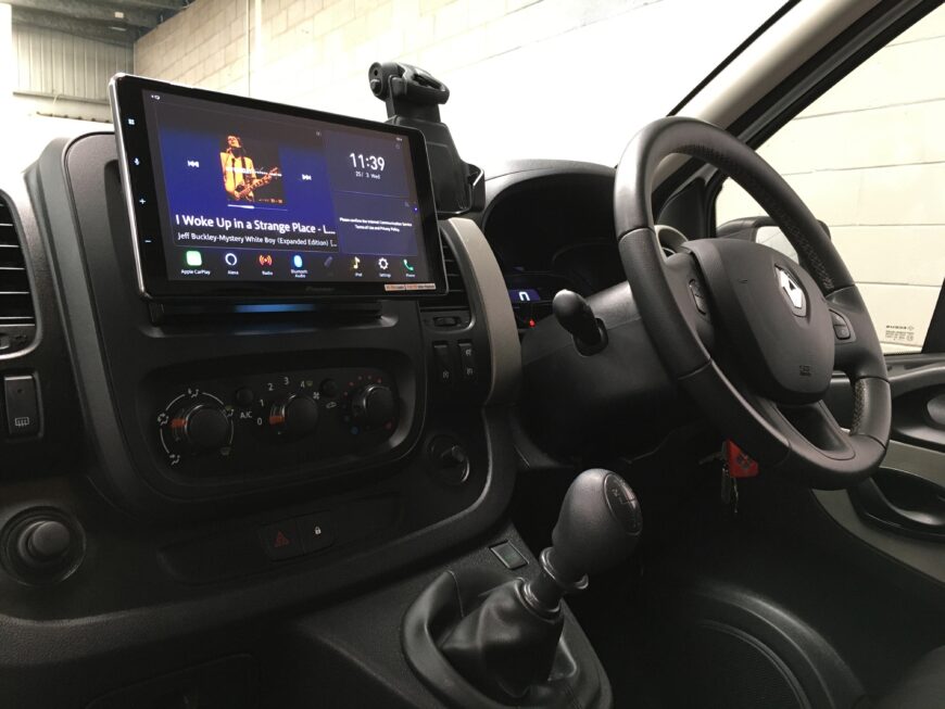 CarPlay installation renault trafic